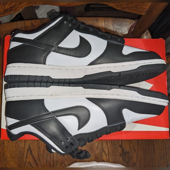 Nike Dunk Low Retro "Black and White Panda" - Picture 5 of 16